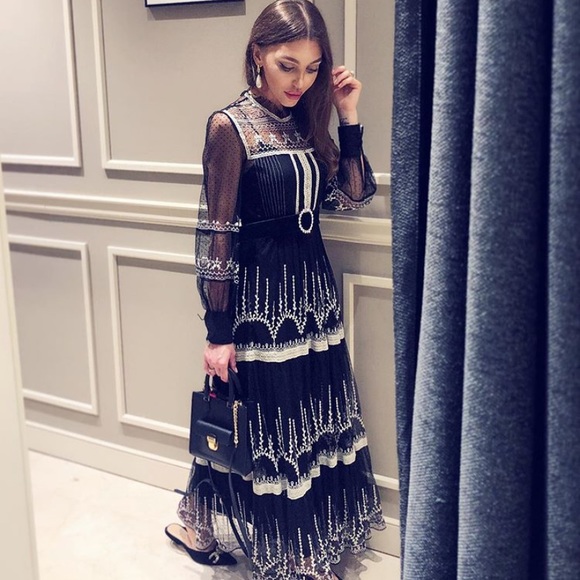GORGEOUS ZARA NWT Boho Embroidered Tulle Dress
